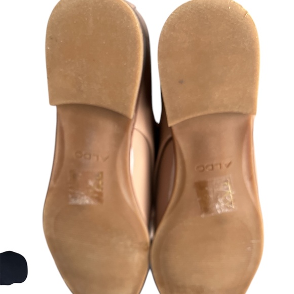 Aldo Camel Coloured Flats Elegant Patent Finish Size 7.5US - Picture 5 of 11